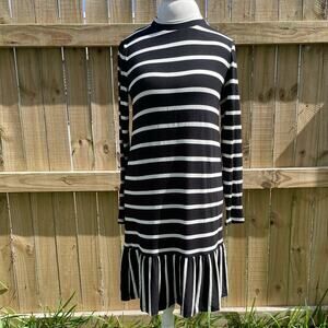 NWT Mamalicious Mlakari L/S Snow White/ Black knee length dress